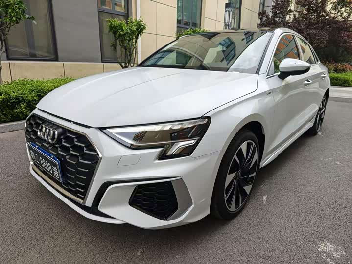 Audi A3 2024 A3L Limousine 35 TFSI Luxury Sport - zdjęcie 12