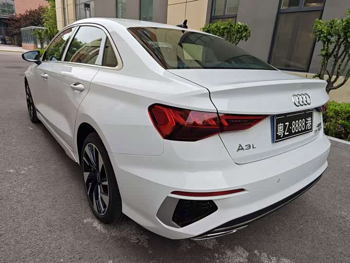 Audi A3 2024 A3L Limousine 35 TFSI Luxury Sport - zdjęcie 13