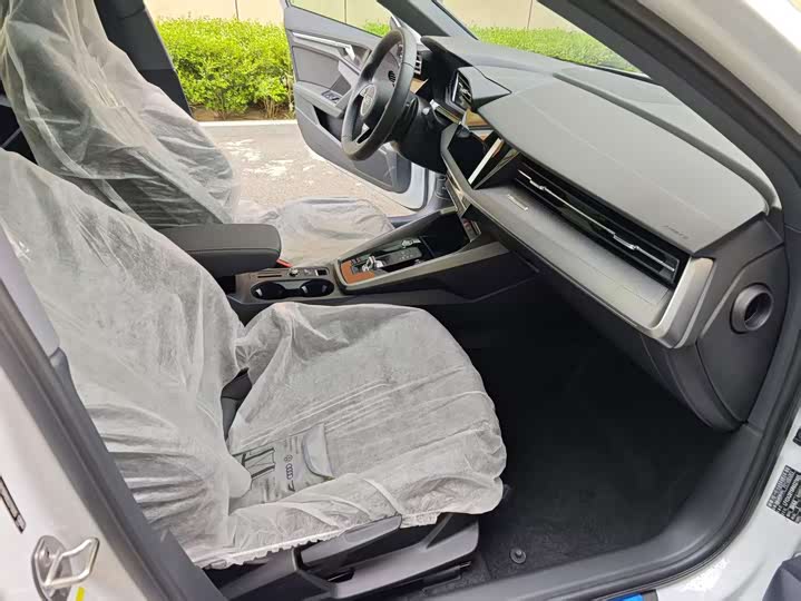 Audi A3 2024 A3L Limousine 35 TFSI Luxury Sport - zdjęcie 17