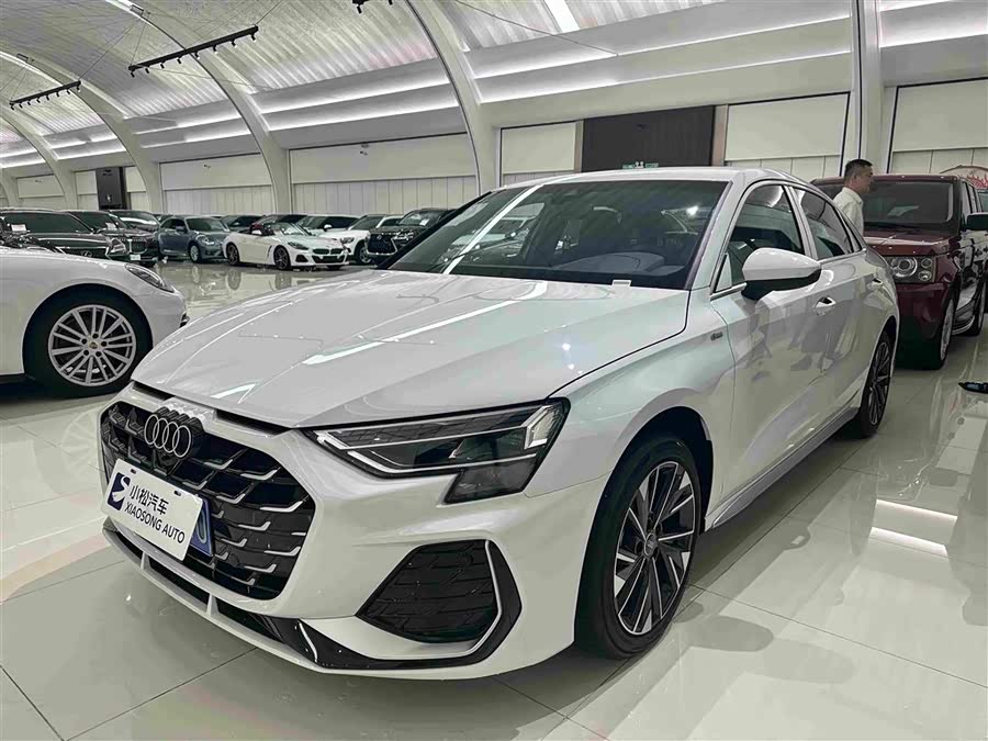 Audi A3 2025 A3L Limousine 35TFSI Enjoyment - zdjęcie 1