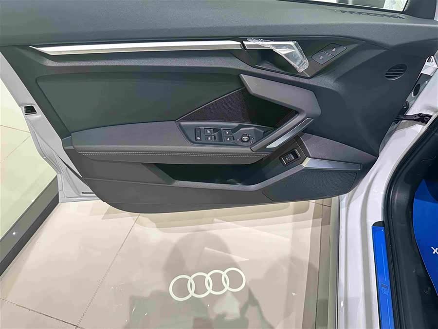 Audi A3 2025 A3L Limousine 35TFSI Enjoyment - zdjęcie 4