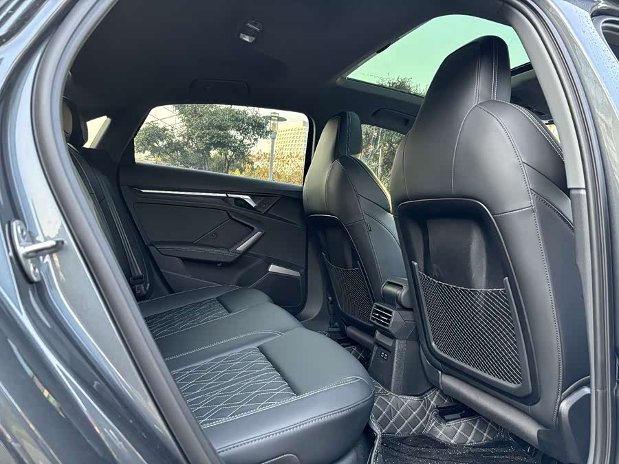Audi A3 2025 A3L Limousine 35TFSI Premium - zdjęcie 18