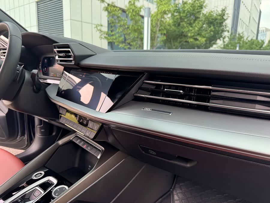 Audi A3 2025 Sportback 35TFSI Flying Enjoyment - zdjęcie 13