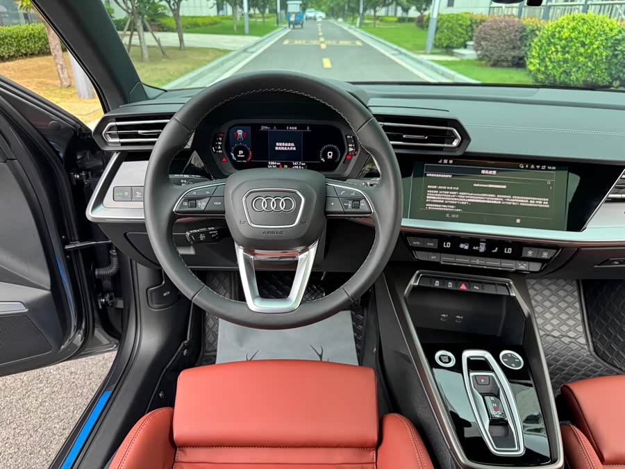 Audi A3 2025 Sportback 35TFSI Flying Enjoyment - zdjęcie 17