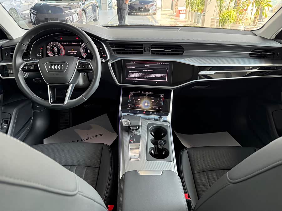 Audi A6 (Imported) 2024 Allroad Quattro 55 TFSI Luxury Off-Road Type - zdjęcie 10
