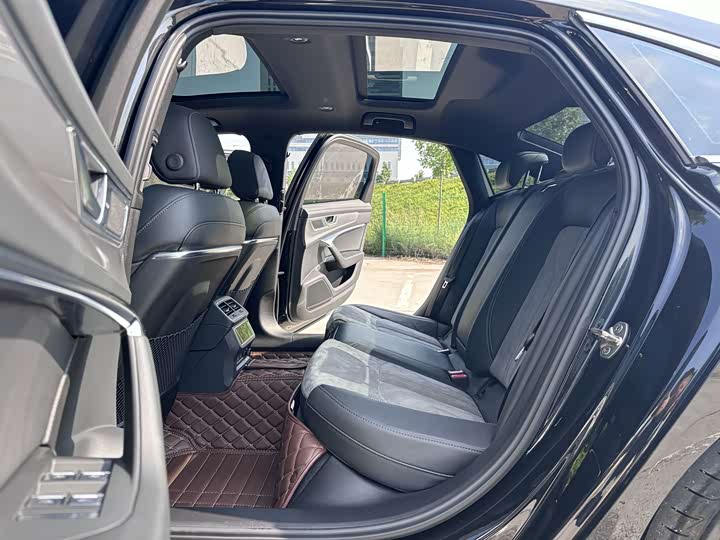 Audi A6L 2023 45 TFSI Premium Dynamic Edition - zdjęcie 15