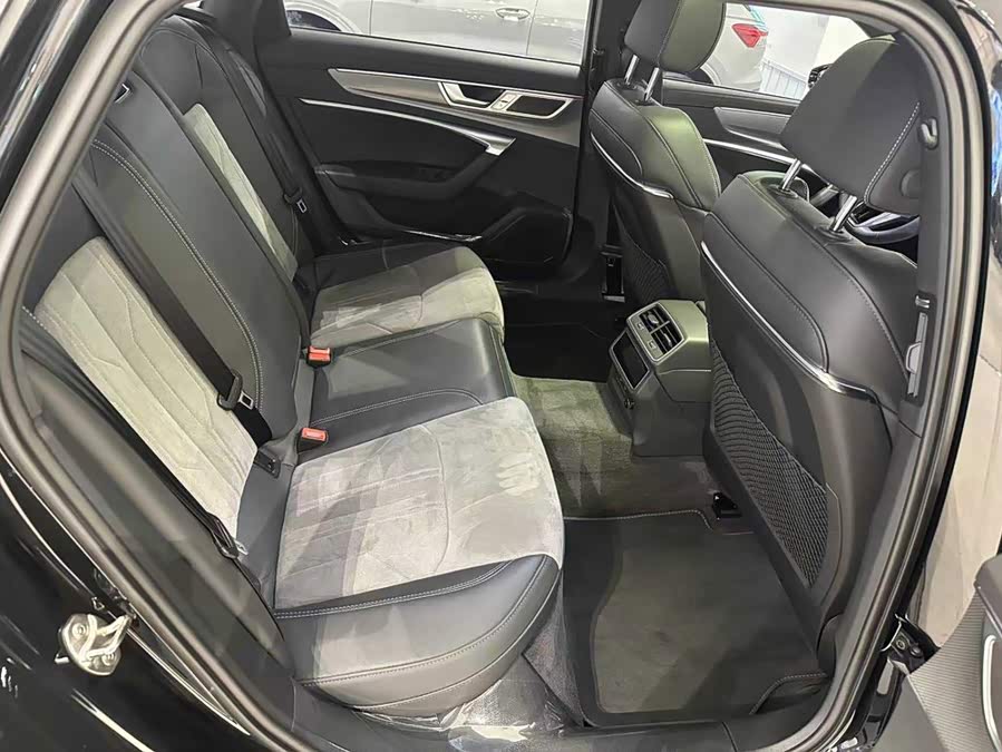 Audi A6L 2023 Facelift 45 TFSI Premium Dynamic - zdjęcie 8