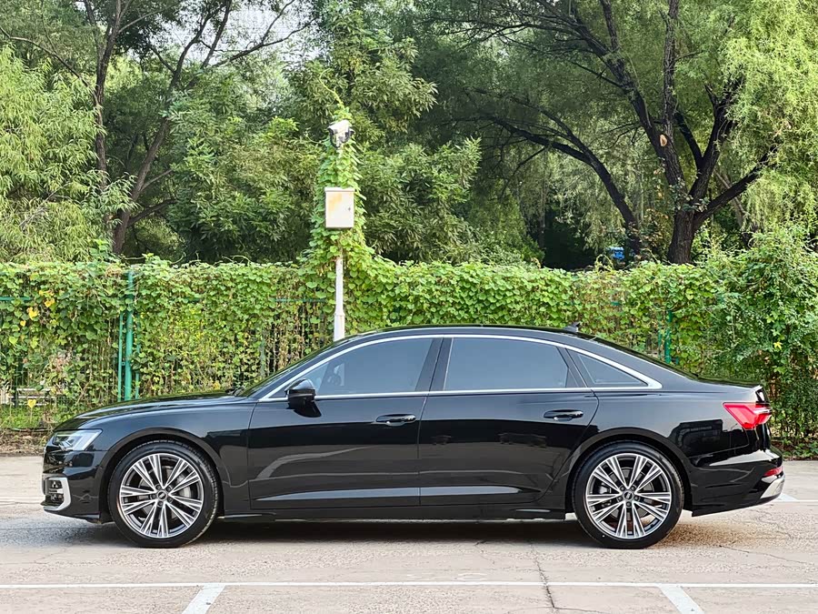 Audi A6L 2024 45 TFSI Premium Sport - zdjęcie 14