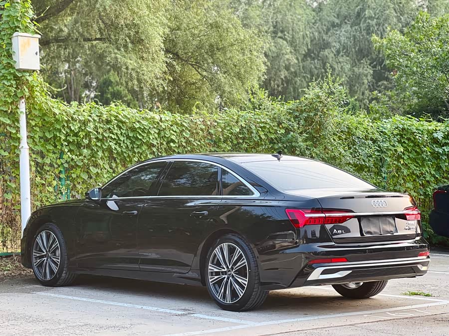 Audi A6L 2024 45 TFSI Premium Sport - zdjęcie 18