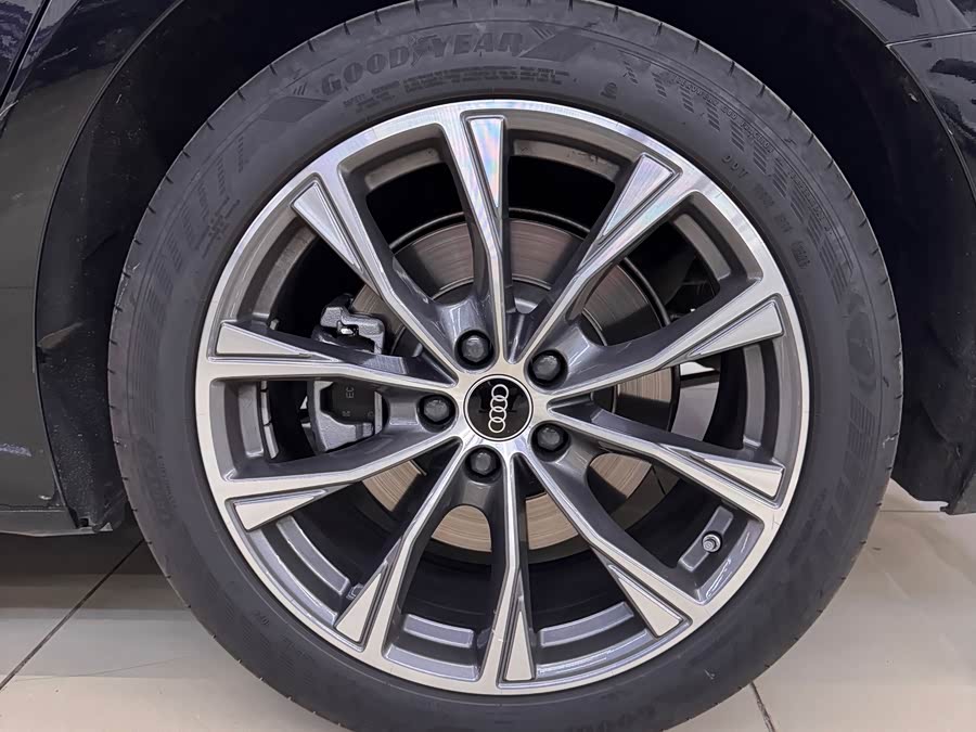 Audi A6L 2026 2.0T Luxury - zdjęcie 7