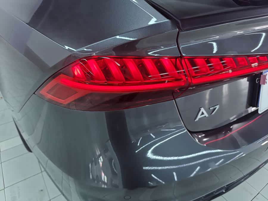 Audi A7 2024 45 TFSI Premium - zdjęcie 16