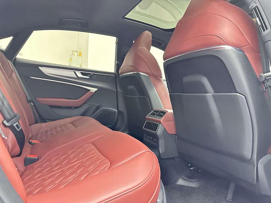 Audi A7L 2024 45 TFSI quattro Black Warrior - zdjęcie 16