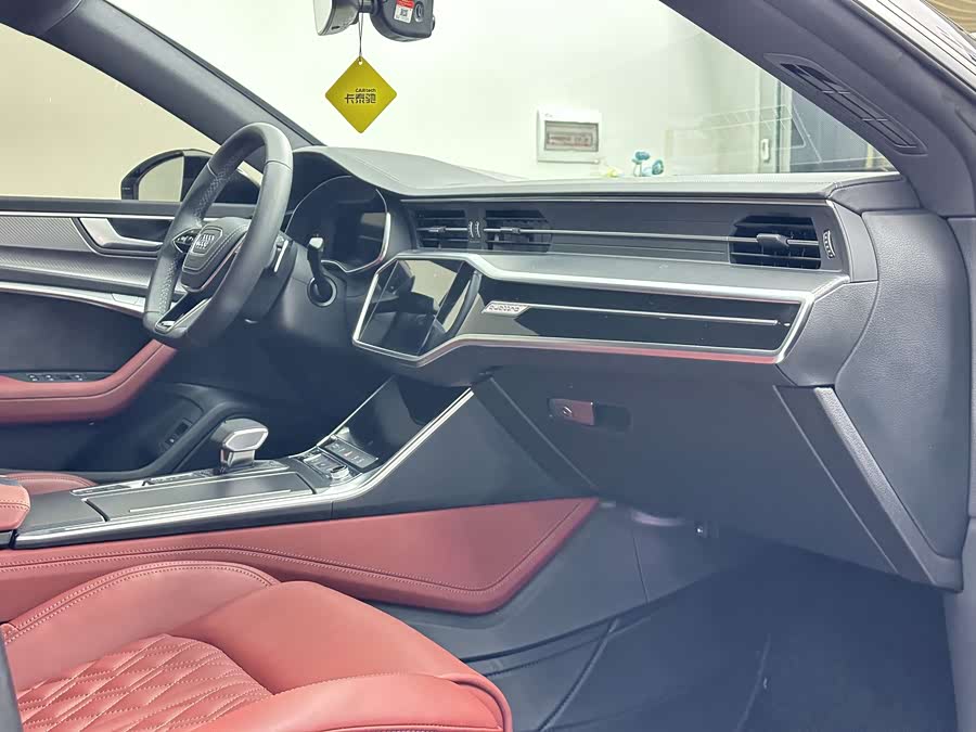 Audi A7L 2024 45 TFSI quattro Black Warrior - zdjęcie 17