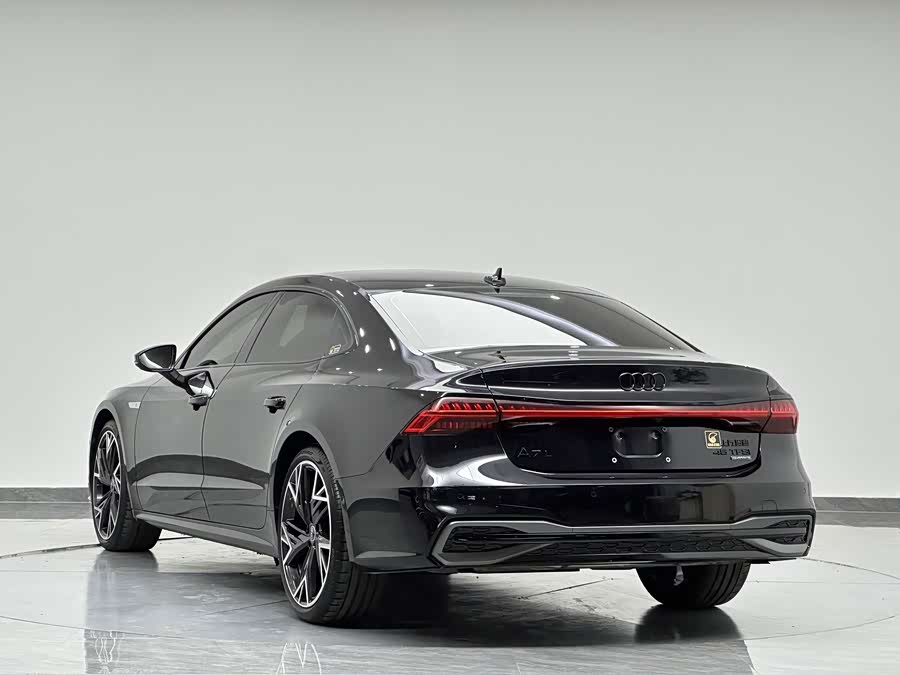 Audi A7L 2024 45 TFSI quattro Black Warrior - zdjęcie 5