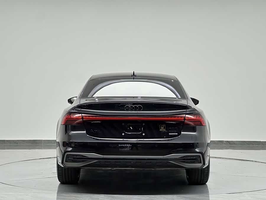 Audi A7L 2024 45 TFSI quattro Black Warrior - zdjęcie 9