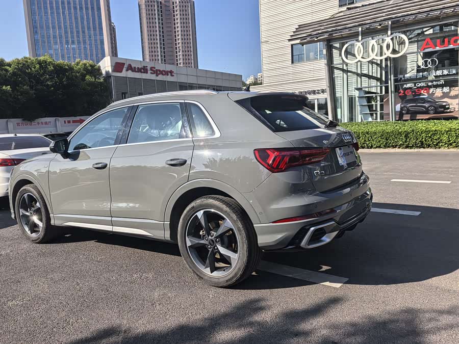 Audi Q3 2024 35 TFSI Fashion Dynamic Edition - zdjęcie 12