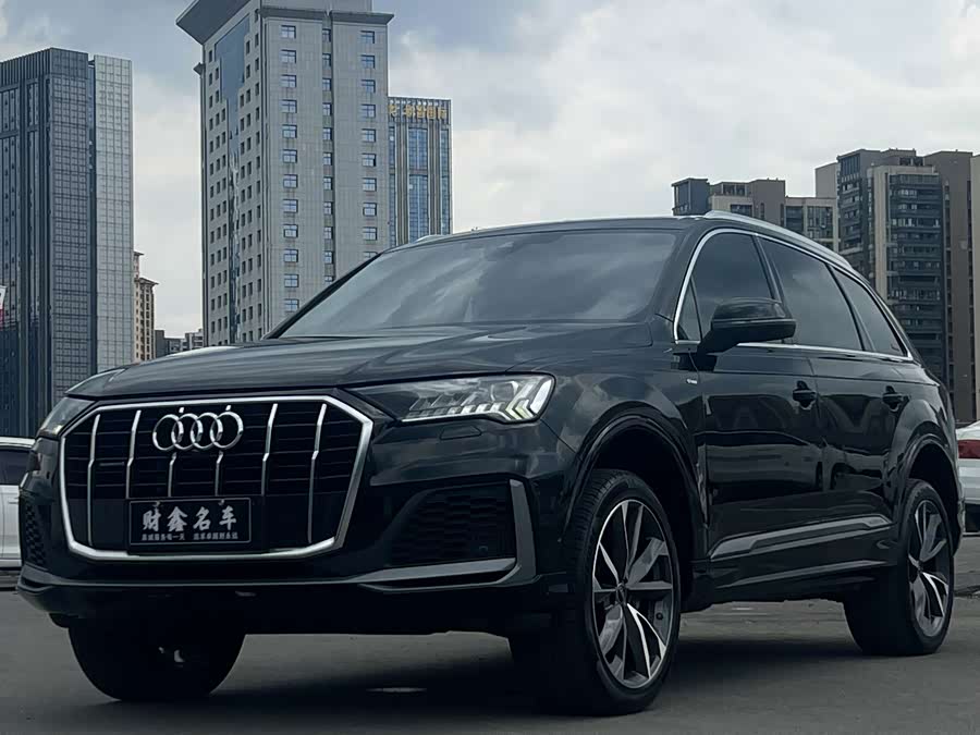 Audi Q7 2023 55 TFSI quattro S line Sport