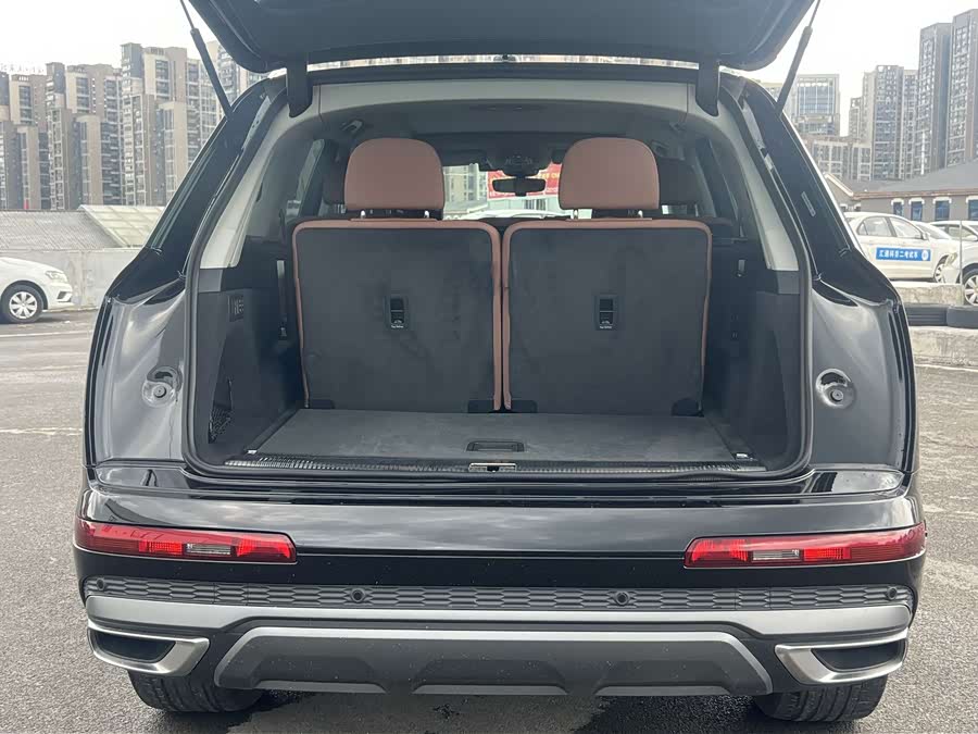Audi Q7 2023 55 TFSI quattro S line Sport - zdjęcie 13
