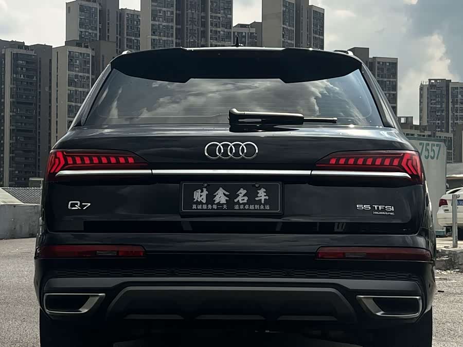 Audi Q7 2023 55 TFSI quattro S line Sport - zdjęcie 10