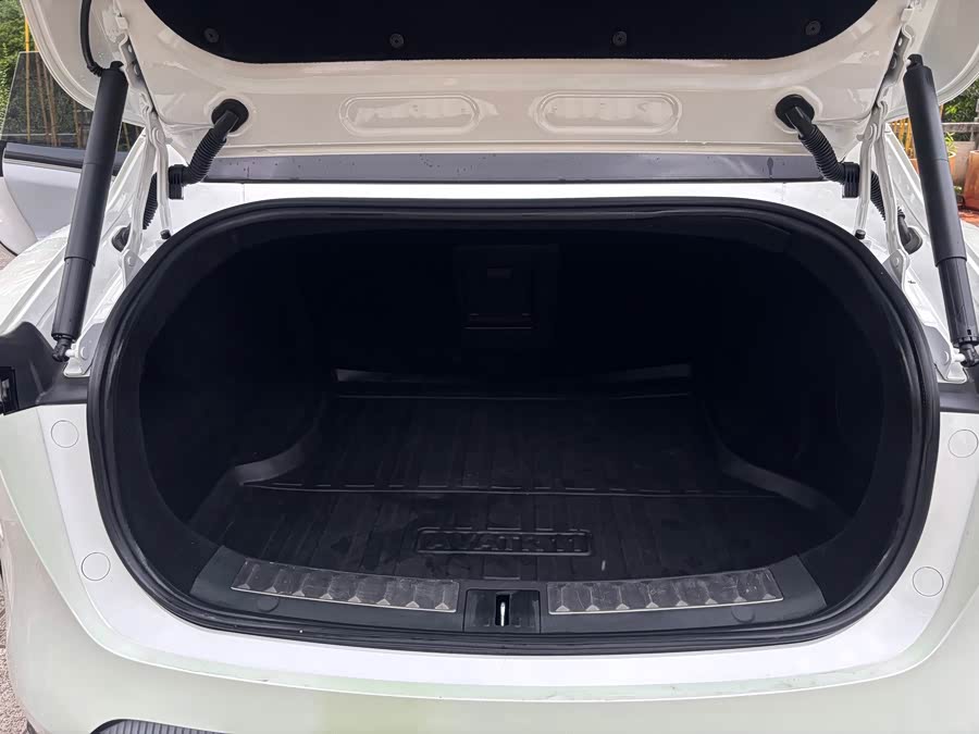 Avatr 11 2023 Harmony 90 Degree Rear Drive Version - zdjęcie 16