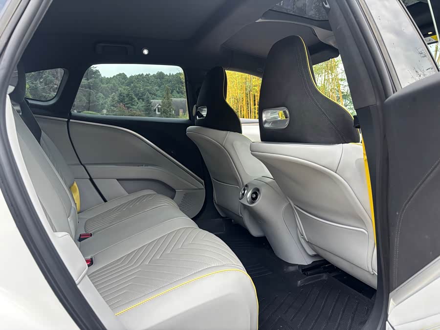Avatr 11 2023 Harmony 90 Degree Rear Drive Version - zdjęcie 9