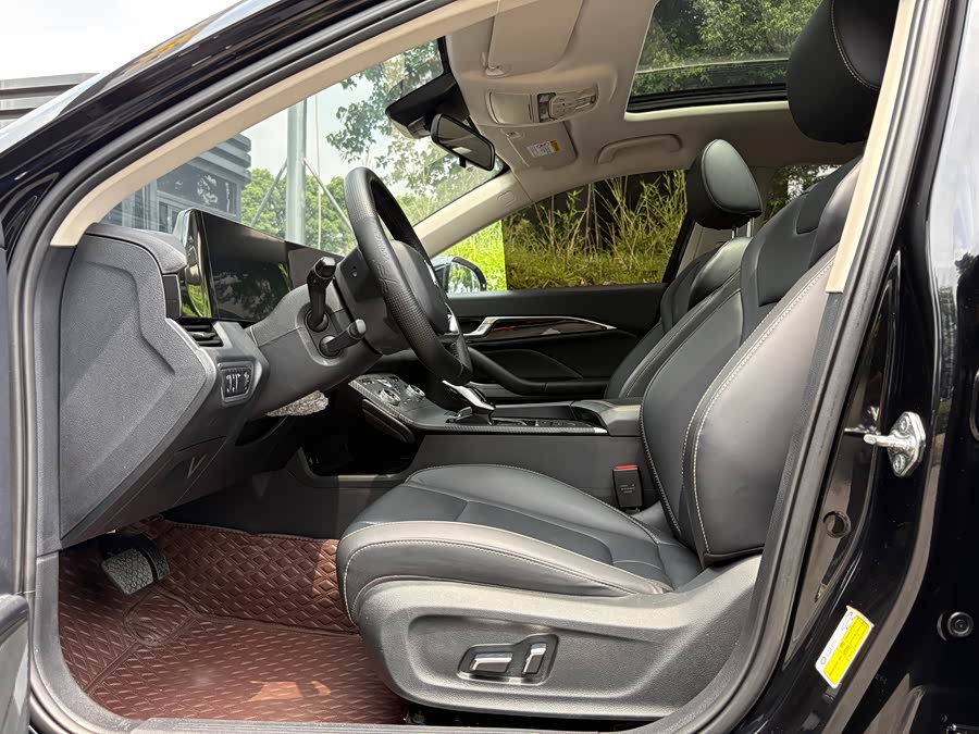 B70 2023 3rd Gen 1.5T Auto Enjoy - zdjęcie 17