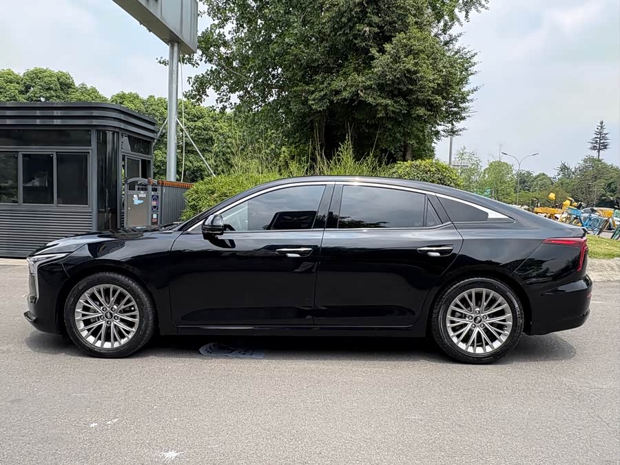 B70 2023 3rd Gen 1.5T Auto Enjoy - zdjęcie 7