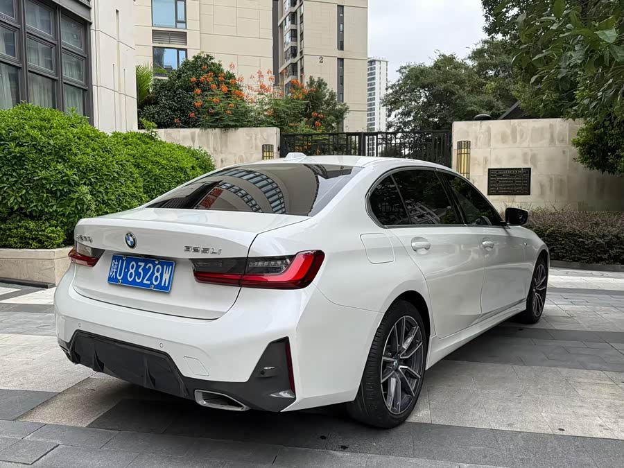 BMW 3 Series 2023 320Li M Sport - zdjęcie 6