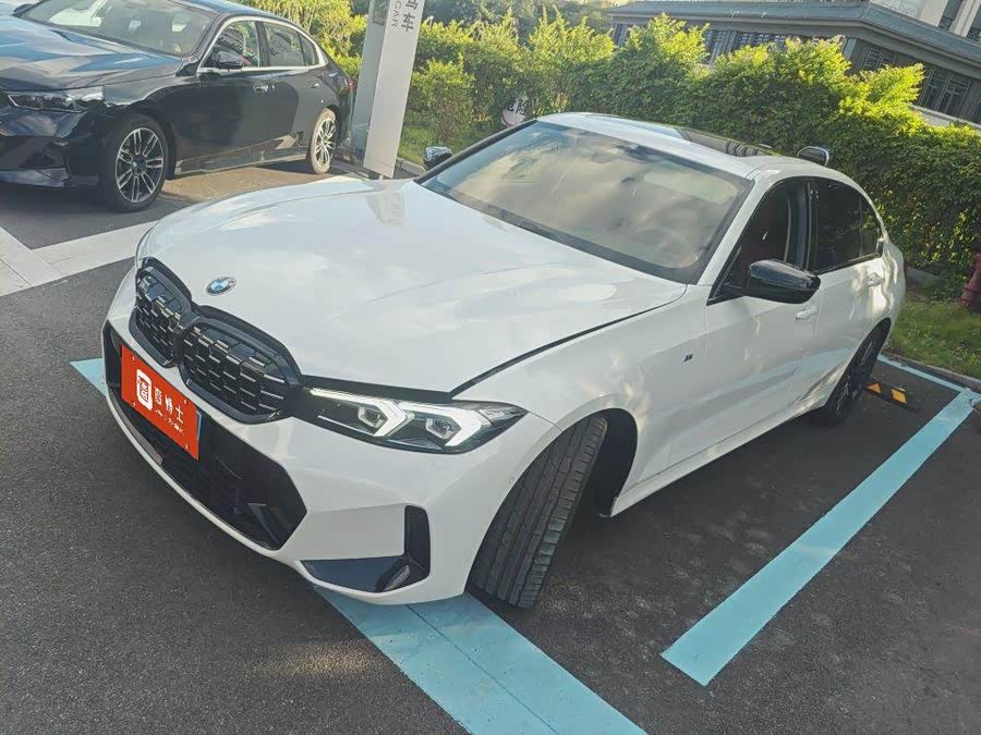 BMW 3 Series 2024 325Li M Sport Night Package - zdjęcie 1