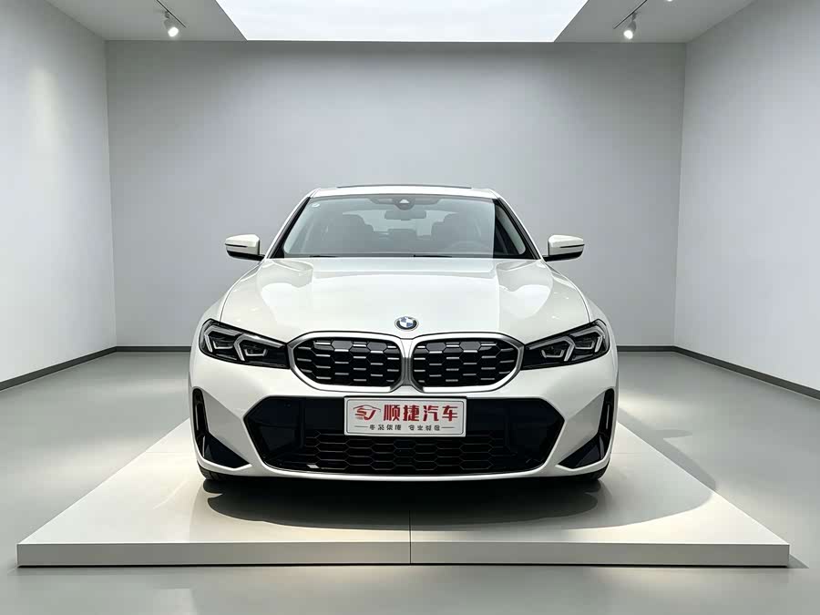 BMW 3 Series 2024 325Li M Sport - zdjęcie 2
