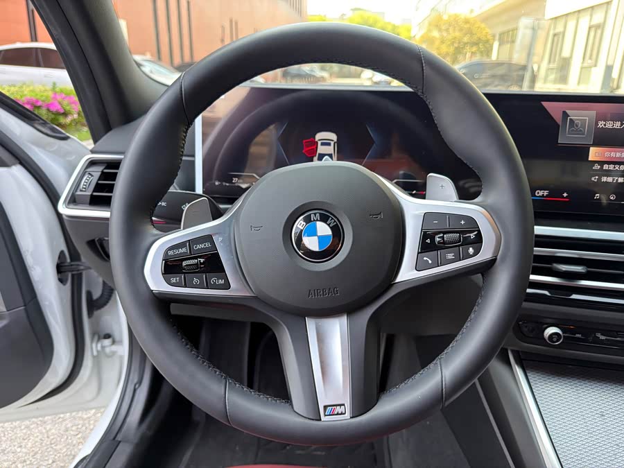 BMW 3 Series 2024 325Li M Sport - zdjęcie 12