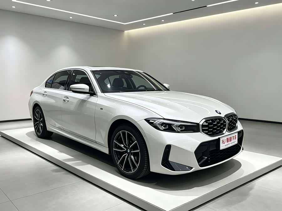 BMW 3 Series 2024 325Li M Sport - zdjęcie 3