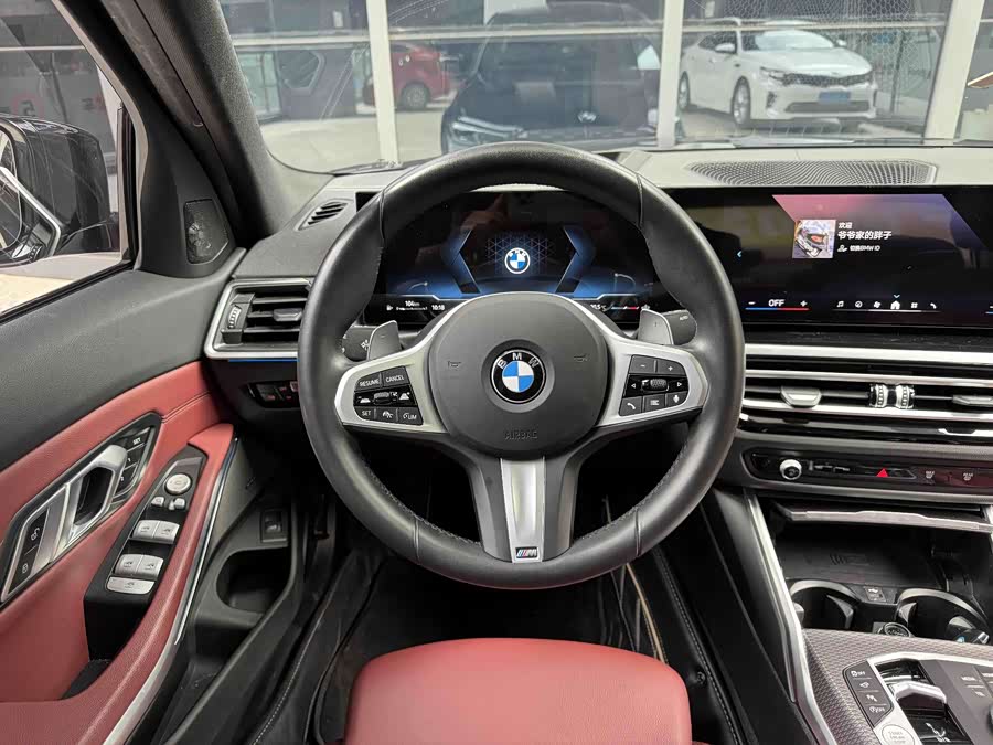 BMW 3 Series 2024 330Li M Sport Night Package - zdjęcie 18