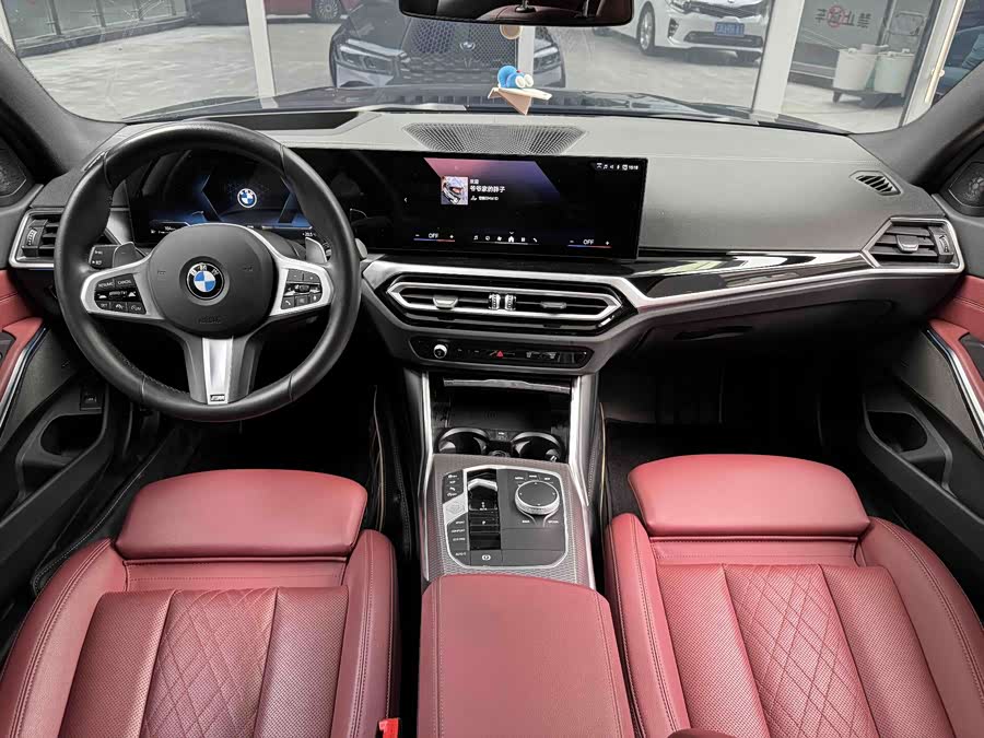 BMW 3 Series 2024 330Li M Sport Night Package - zdjęcie 4