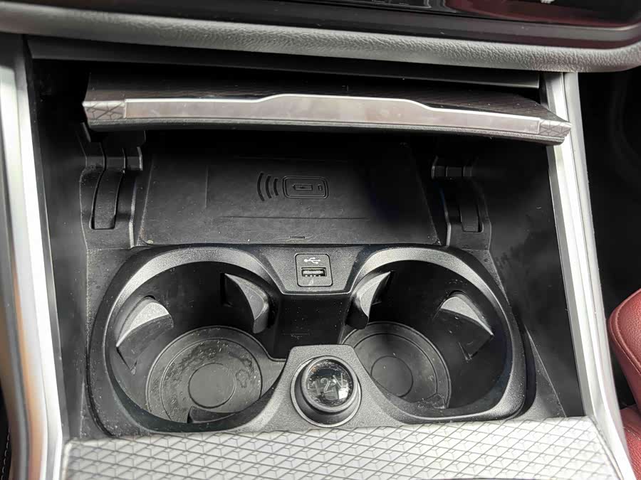 BMW 3 Series 2024 330Li M Sport Night Package - zdjęcie 9