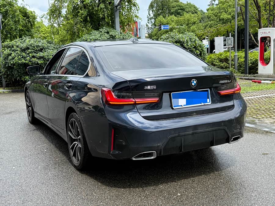 BMW 3 Series 2025 325Li M Sport Package - zdjęcie 17