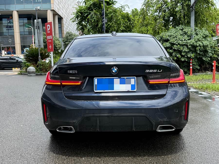 BMW 3 Series 2025 325Li M Sport Package - zdjęcie 18