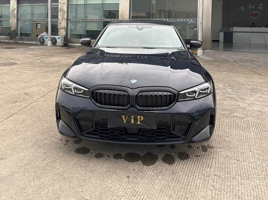 BMW 3 Series 2025 330Li M Sport Night Package - zdjęcie 2