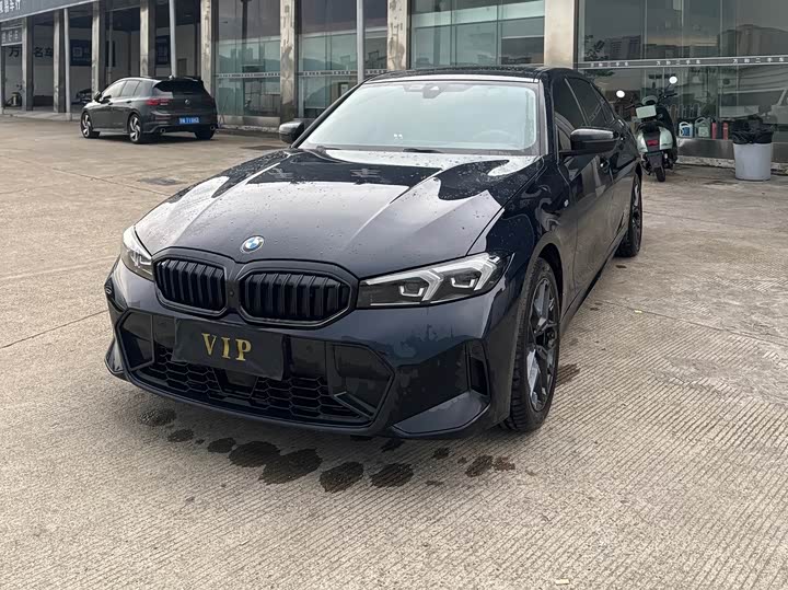 BMW 3 Series 2025 330Li M Sport Night Package - zdjęcie 16