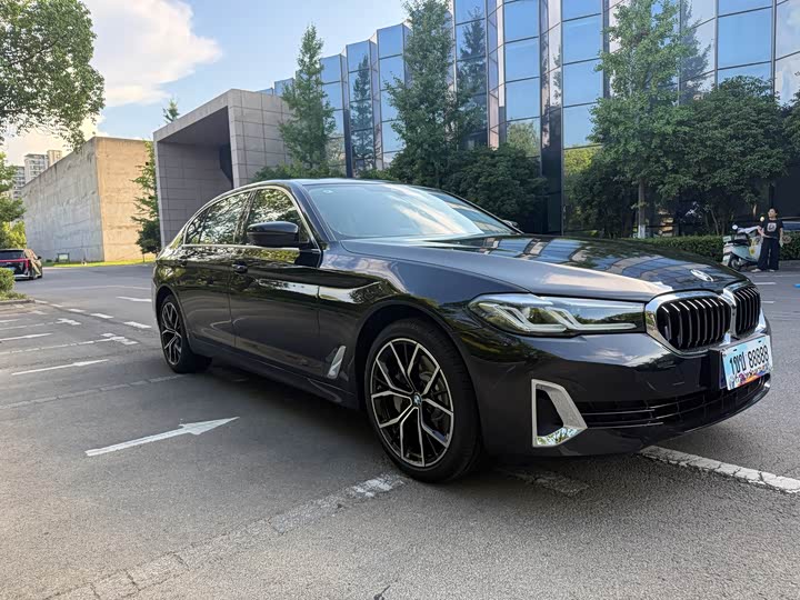 BMW 5 Series 2021 Facelift 530Li Luxury Package - zdjęcie 12