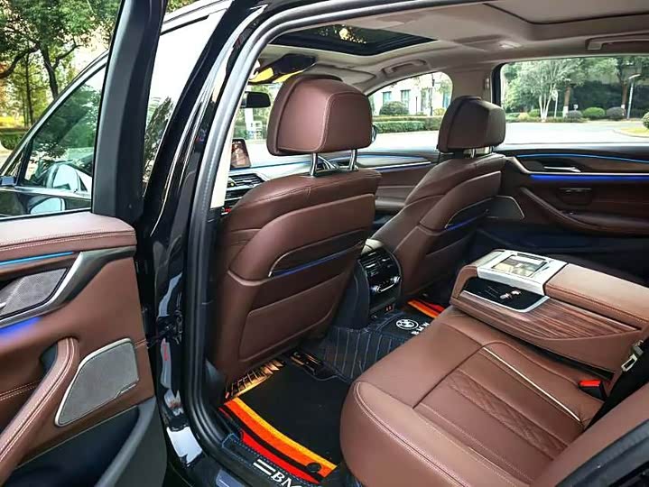 BMW 5 Series 2021 Facelift 530Li Luxury Package - zdjęcie 16
