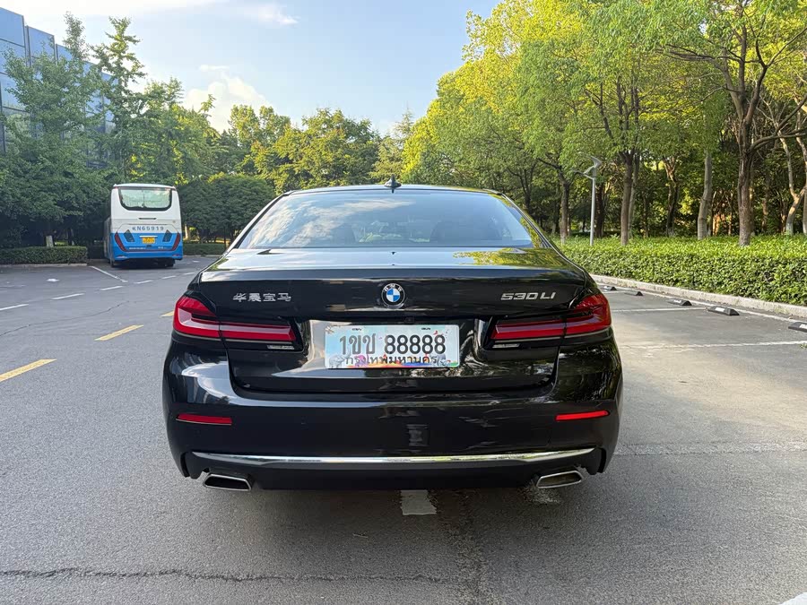 BMW 5 Series 2021 Facelift 530Li Luxury Package - zdjęcie 10