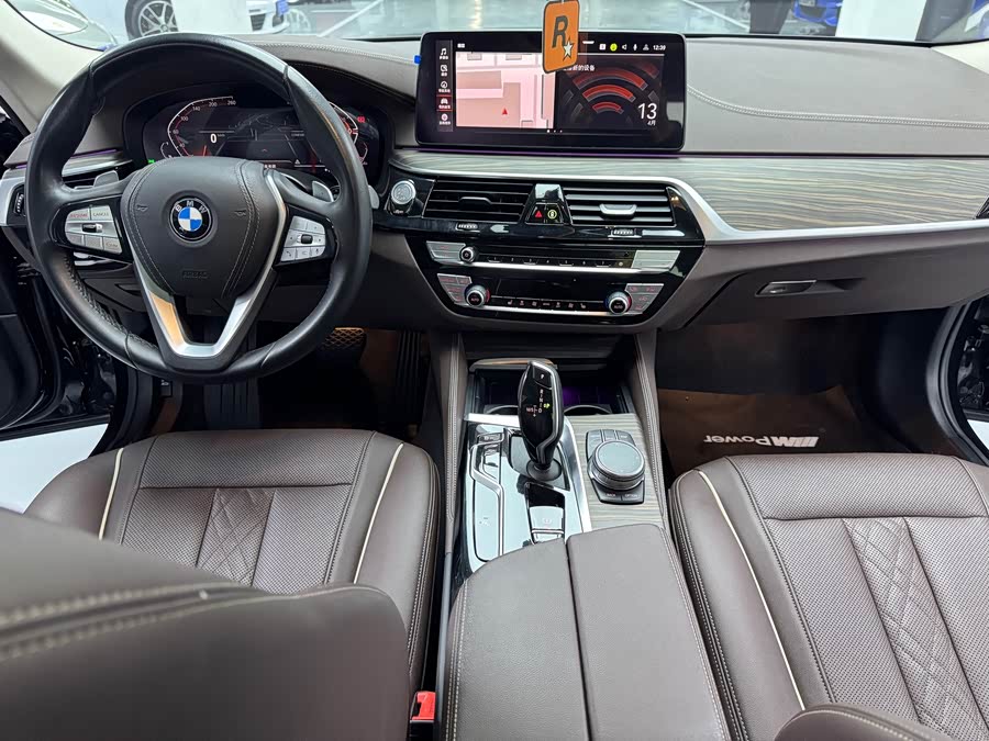 BMW 5 Series 2023 530Li Leading Luxury Package - zdjęcie 11