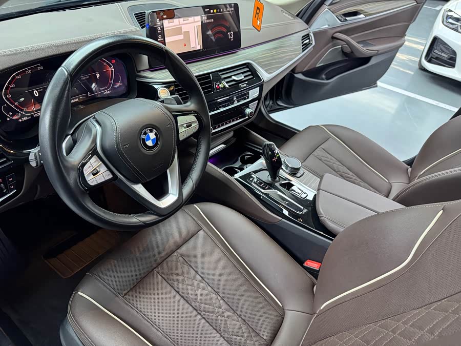 BMW 5 Series 2023 530Li Leading Luxury Package - zdjęcie 7