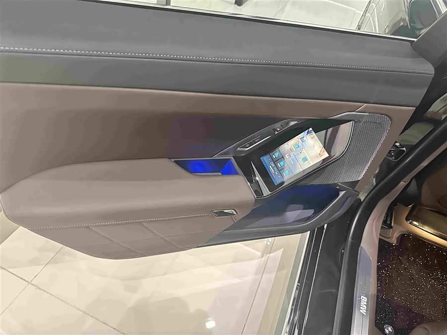 BMW 7 Series 2026 740Li Leading Luxury Package - zdjęcie 14