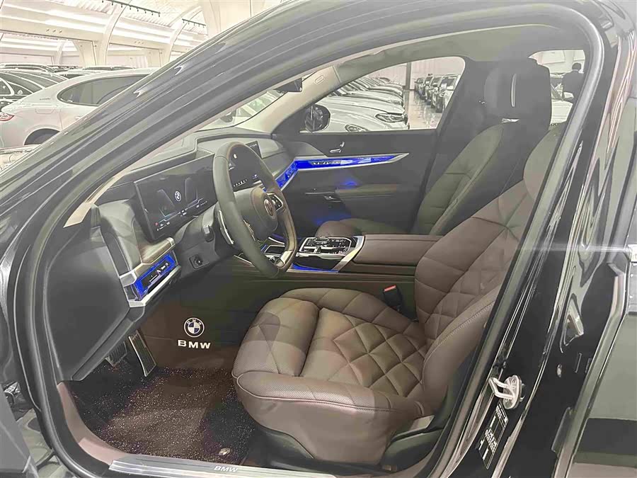 BMW 7 Series 2026 740Li Leading Luxury Package - zdjęcie 6