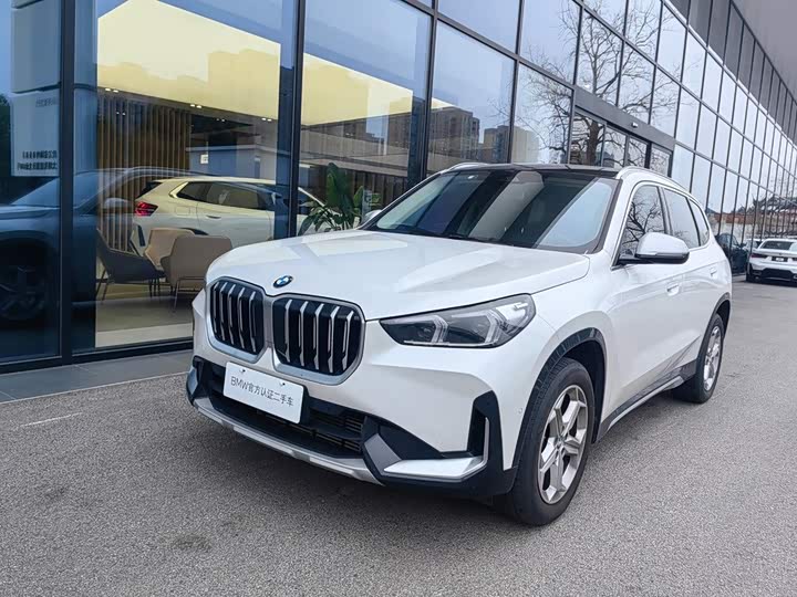 BMW X1 2023 sDrive20Li X Design Package - zdjęcie 12