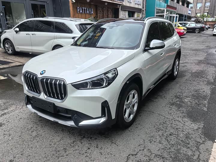 BMW X1 2023 sDrive20Li X Design Package - zdjęcie 12