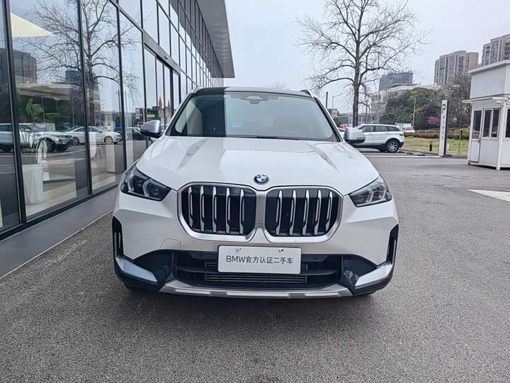 BMW X1 2023 sDrive20Li X Design Package - zdjęcie 13