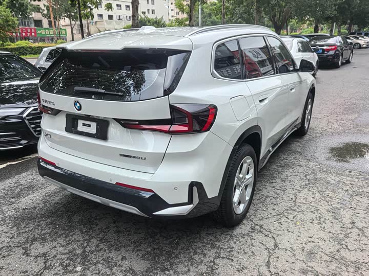 BMW X1 2023 sDrive20Li X Design Package - zdjęcie 15